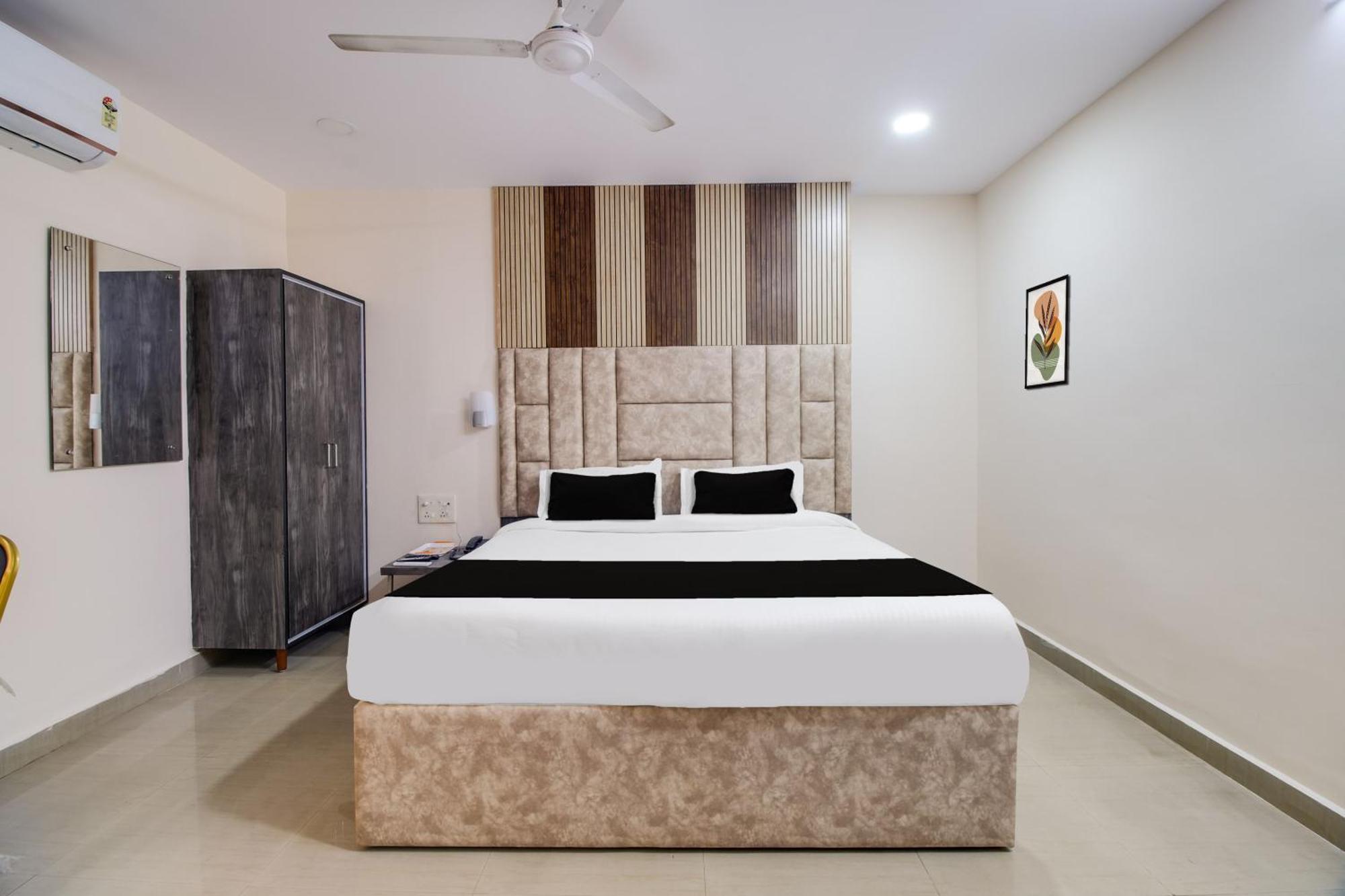 Hotel O Sai Capital Vijayawāda Exterior photo